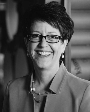 Suzanne Shelton